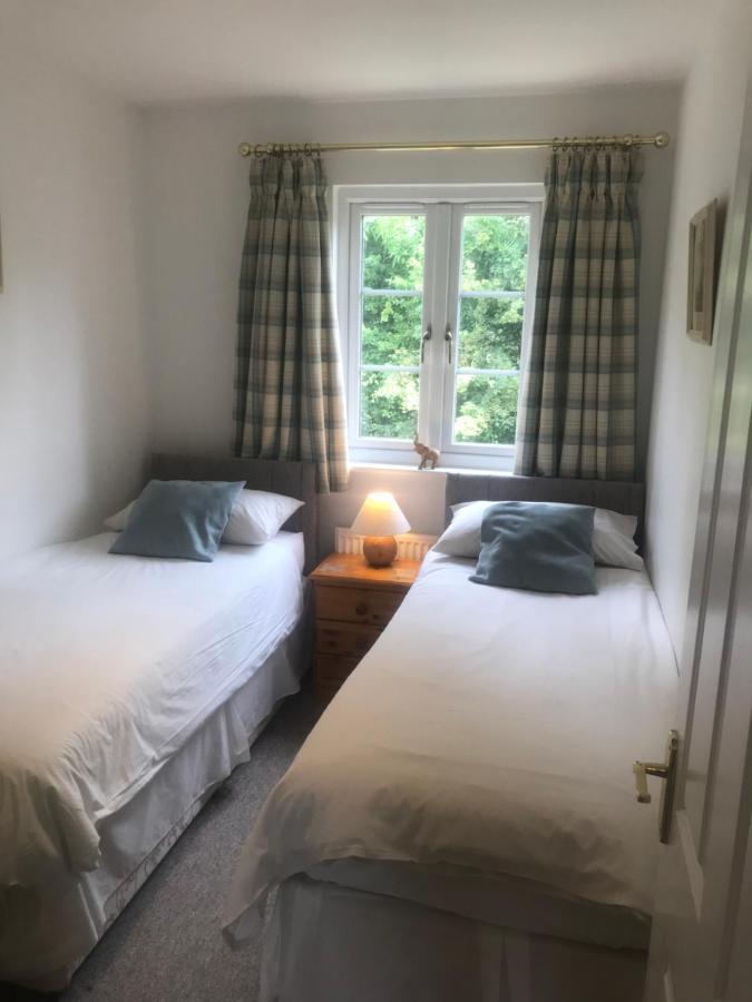 סאות' סרני Liming Lodge - Lakeside Home In The Cotswolds מראה חיצוני תמונה